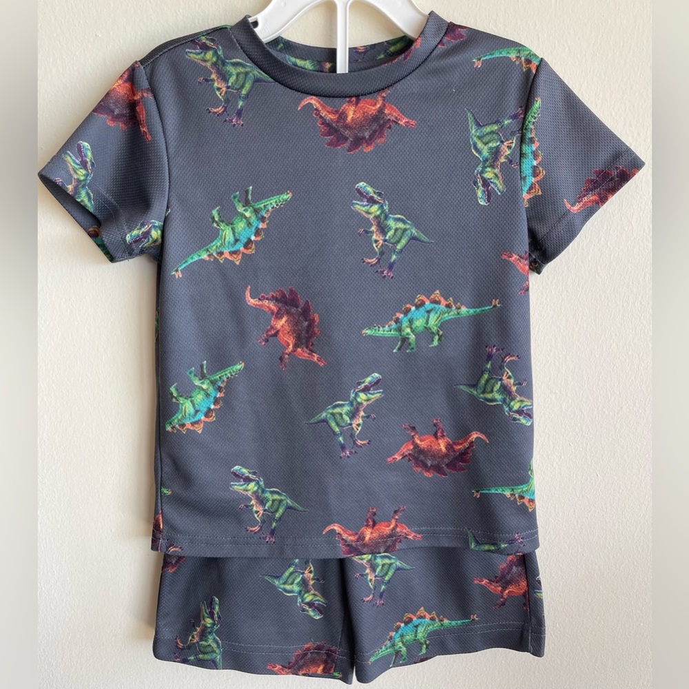 EPIC THREADS DINOSAUR SHORT SET SZ 4T, EUC